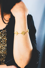 Aurora Gold Clover Bracelet